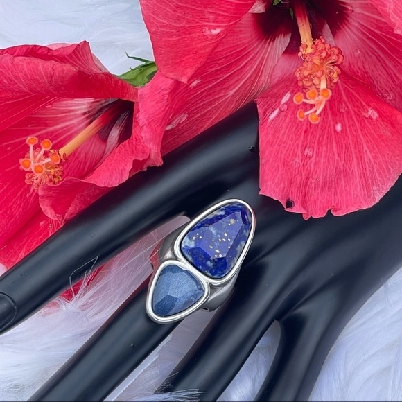 NWT Kendra Scott Margot Vintage Silver Navy Stone & Glass Cocktail Ring - Picture 5 of 11